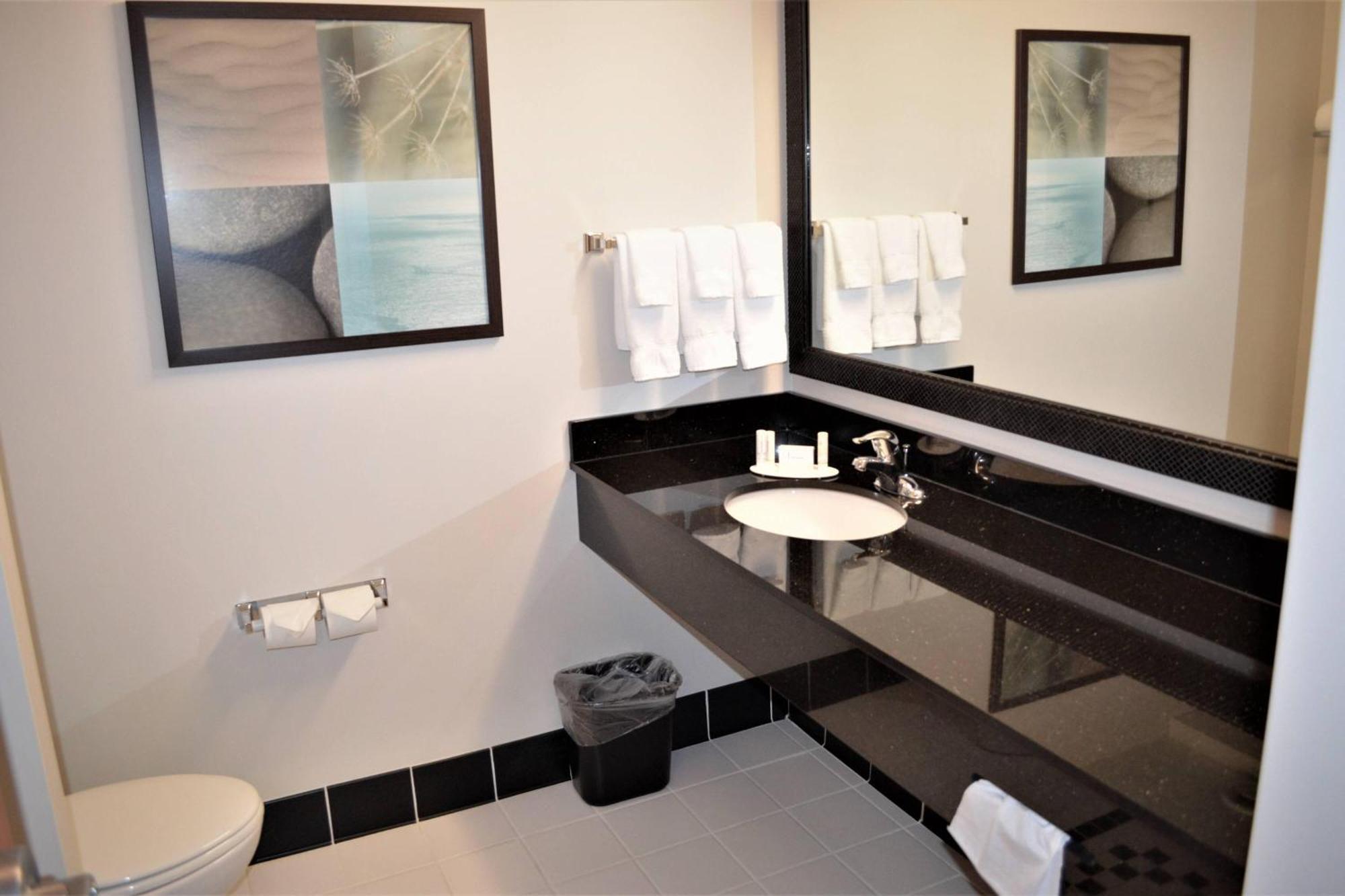 Fairfield Inn & Suites By Marriott Sault Ste. Marie Bagian luar foto