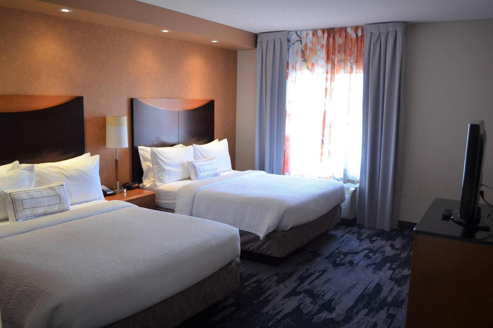 Fairfield Inn & Suites By Marriott Sault Ste. Marie Bagian luar foto